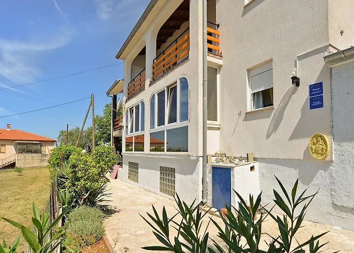 Apartman Dino 1374 *